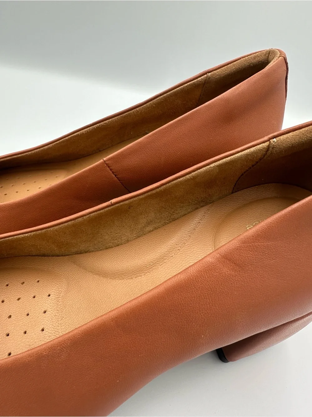 Hush Puppies Bounce Brown Leather Block Heels Women’s Size 7/7.5?